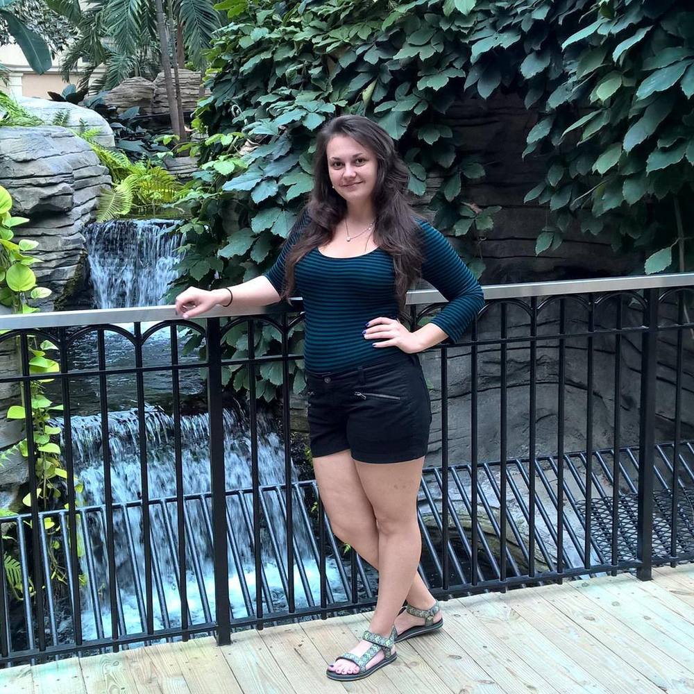 Meet your Posher, Yulia